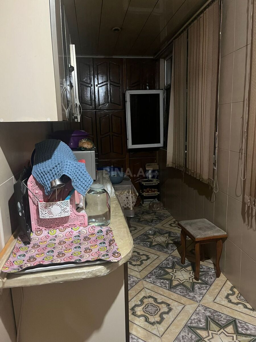 3 otaqlı köhnə tikili - Yeni Günəşli q. - 85 m² (5)