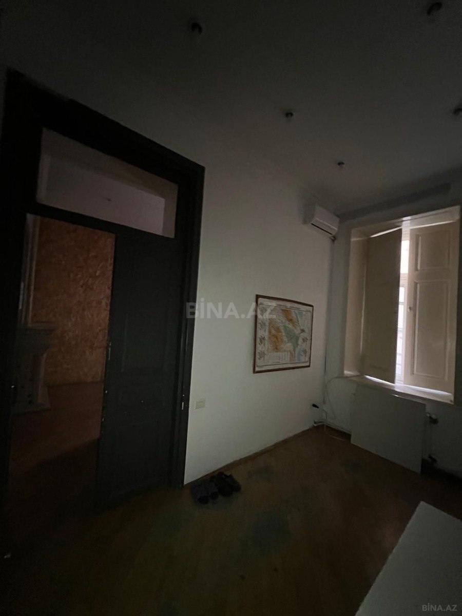 4 otaqlı köhnə tikili - İçəri Şəhər m. - 120 m² (21)