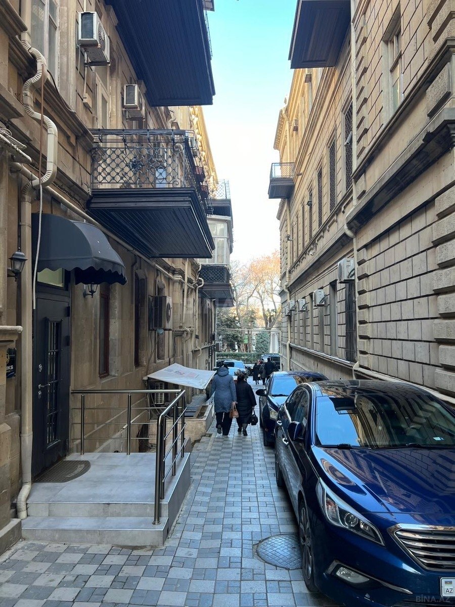 4 otaqlı köhnə tikili - İçəri Şəhər m. - 120 m² (1)