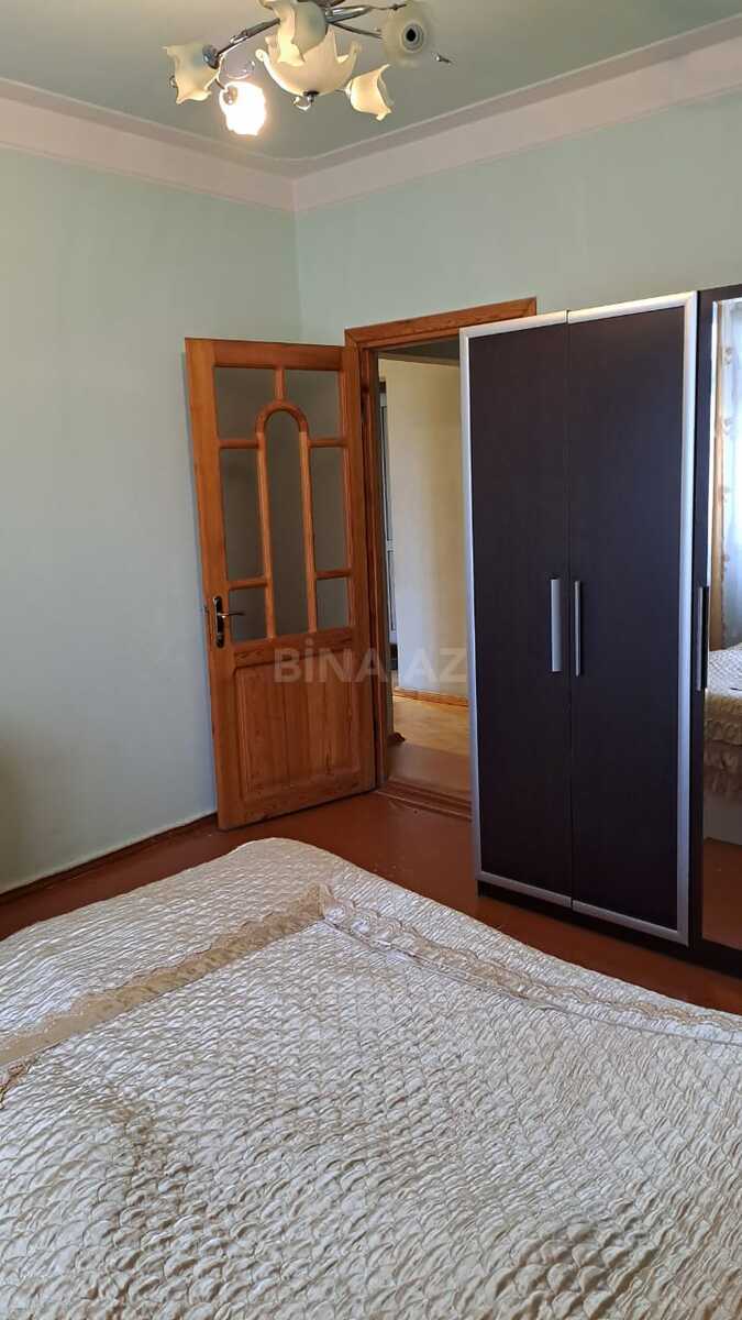 5 otaqlı köhnə tikili - Yeni Günəşli q. - 120 m² (1)