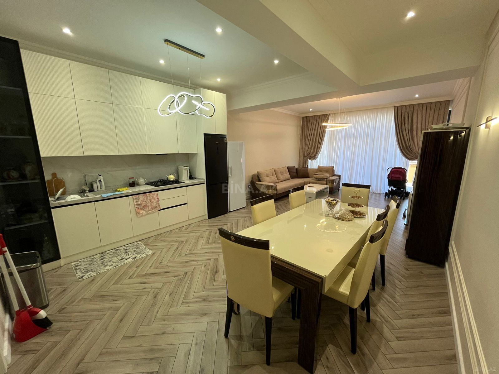 6 otaqlı həyət evi/bağ evi - Abşeron r. - 207 m² (18)
