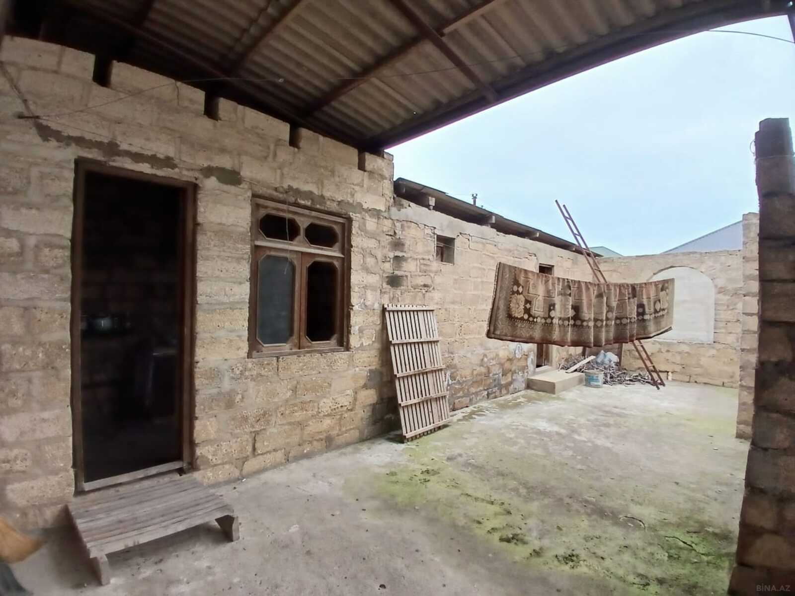 7 otaqlı həyət evi/bağ evi - Binə q. - 300 m² (17)
