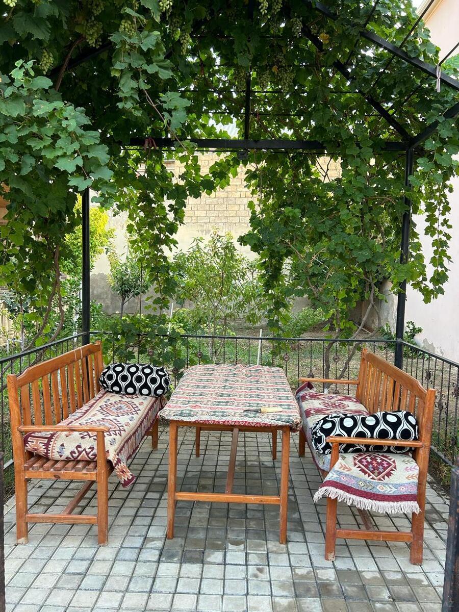 4 otaqlı həyət evi/bağ evi - Müşfiqabad q. - 200 m² (4)