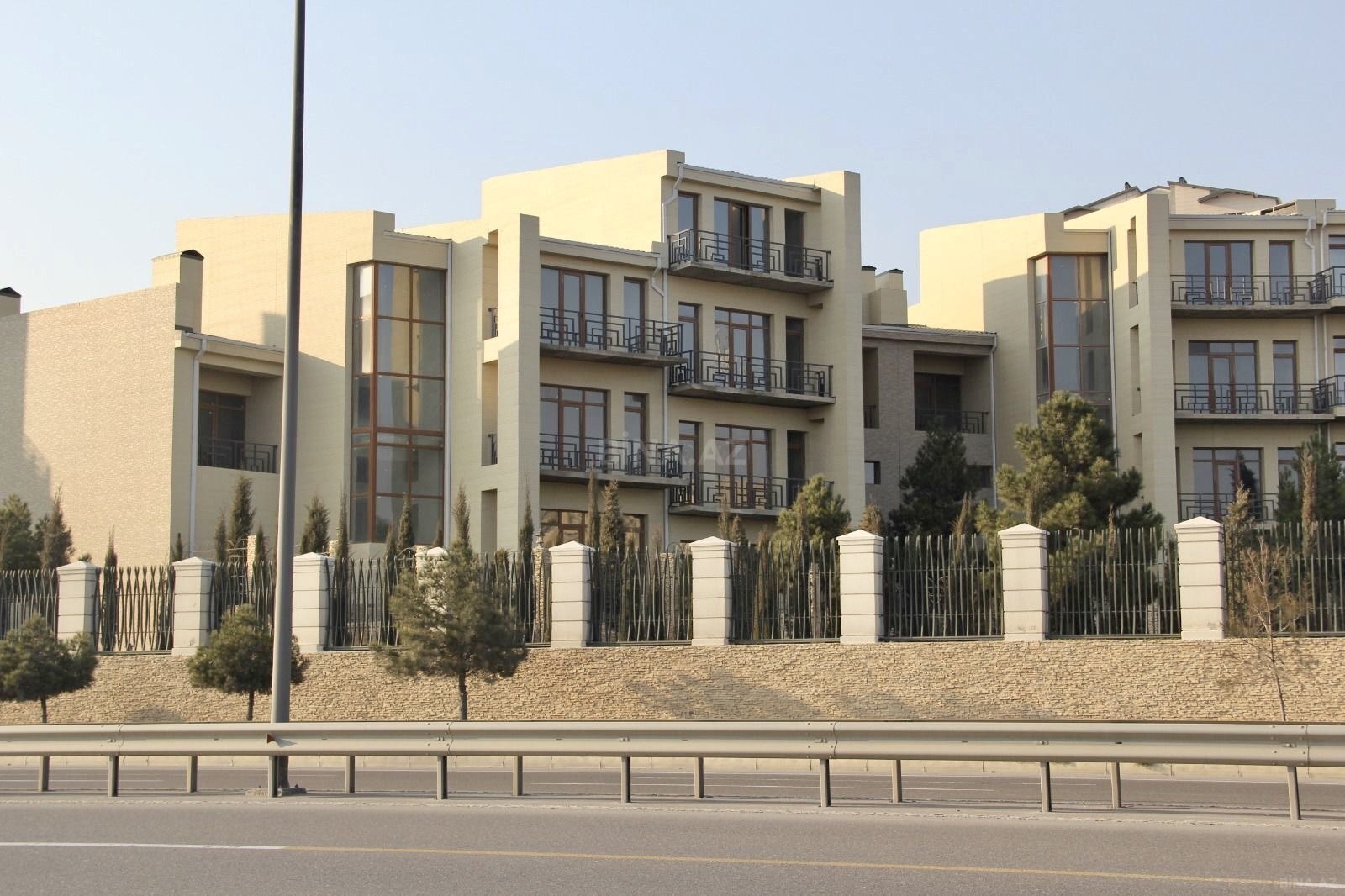 9 otaqlı həyət evi/bağ evi - Şıxov q. - 545 m² (1)
