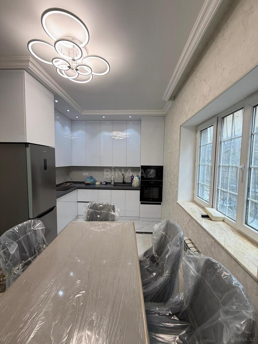 4 otaqlı həyət evi/bağ evi - Hövsan q. - 200 m² (17)