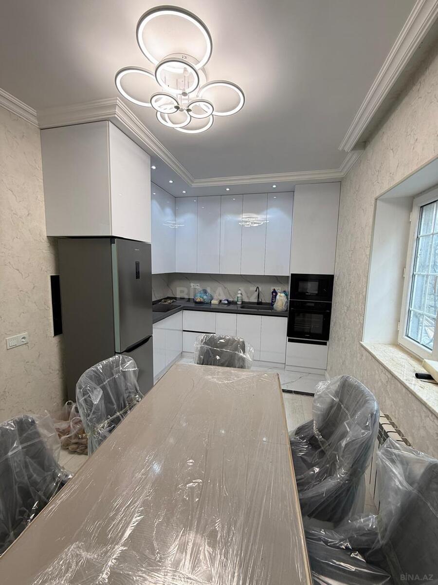 4 otaqlı həyət evi/bağ evi - Hövsan q. - 200 m² (18)