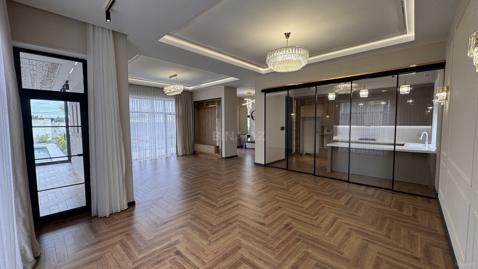 6 otaqlı həyət evi/bağ evi - Şağan q. - 350 m² (15)