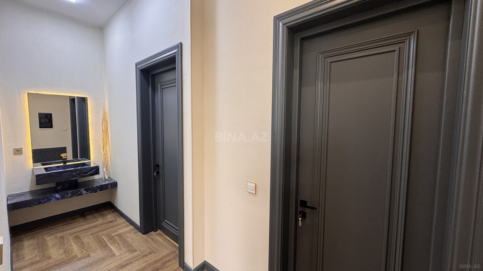 6 otaqlı həyət evi/bağ evi - Şağan q. - 350 m² (19)