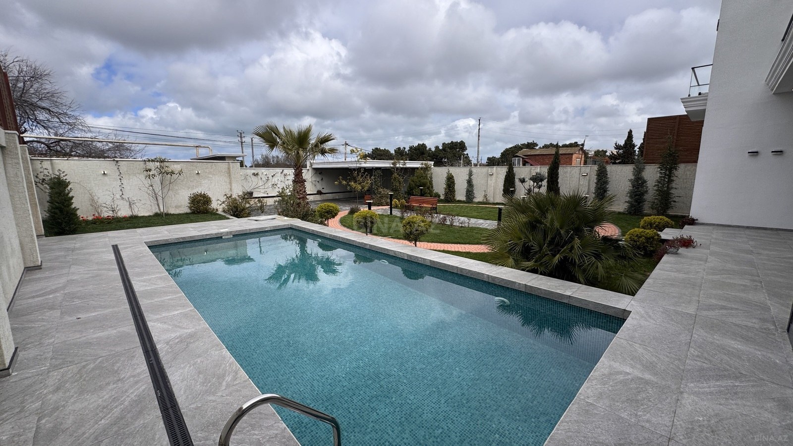6 otaqlı həyət evi/bağ evi - Şağan q. - 350 m² (5)