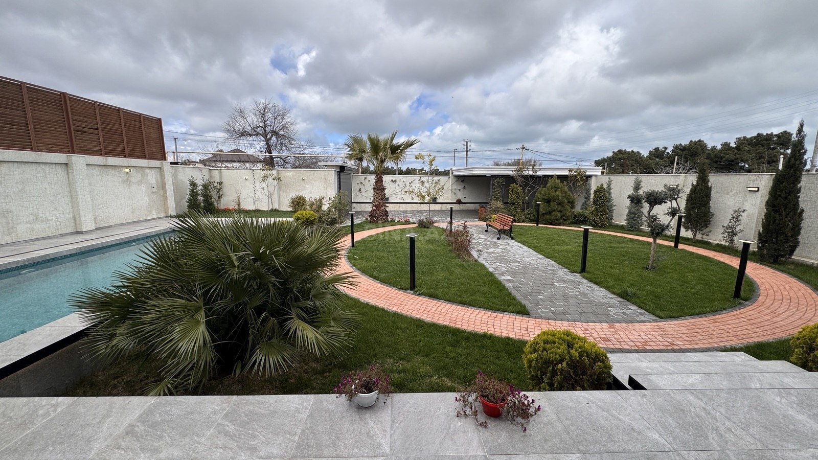 6 otaqlı həyət evi/bağ evi - Şağan q. - 350 m² (6)