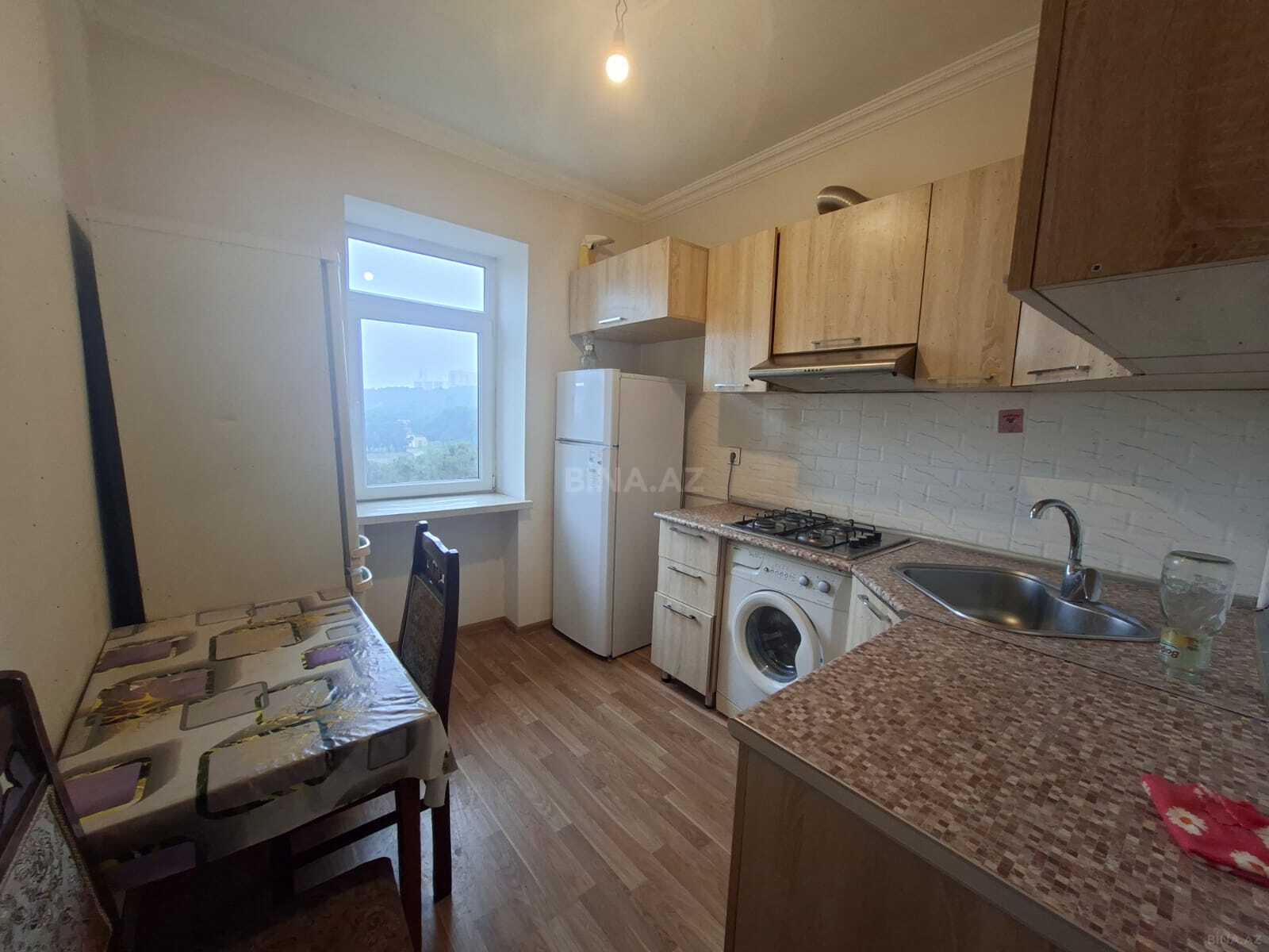3-комн. вторичка - Ясамальский р. - 75 м² (15)