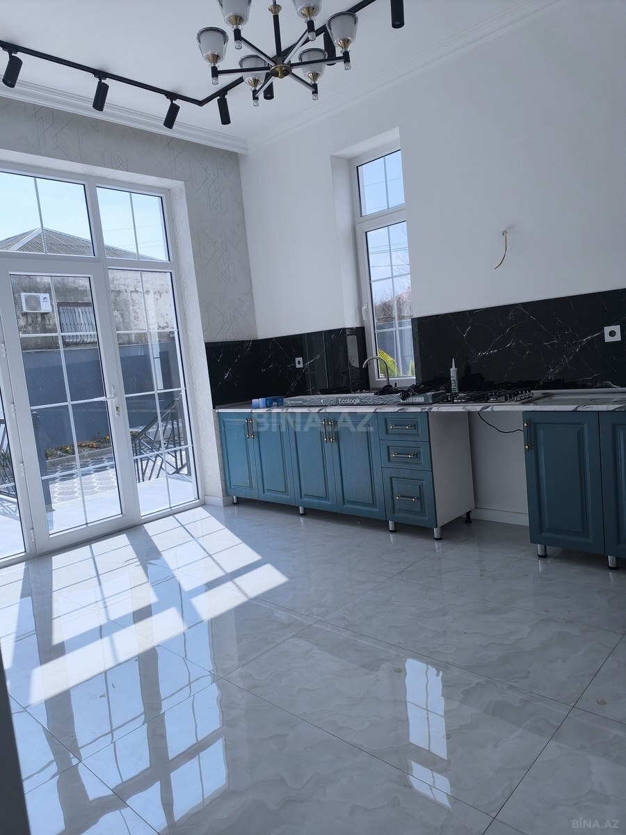 4 otaqlı həyət evi/bağ evi - Novxanı q. - 150 m² (13)
