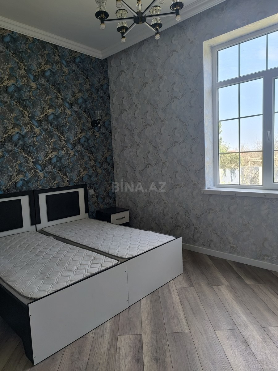 4 otaqlı həyət evi/bağ evi - Novxanı q. - 150 m² (16)