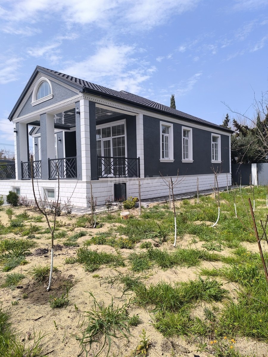 4 otaqlı həyət evi/bağ evi - Novxanı q. - 150 m² (3)
