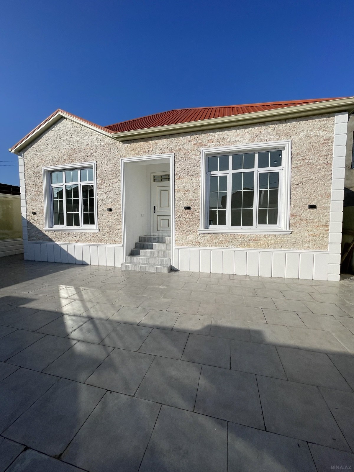 4 otaqlı həyət evi/bağ evi - Zığ q. - 100 m² (1)