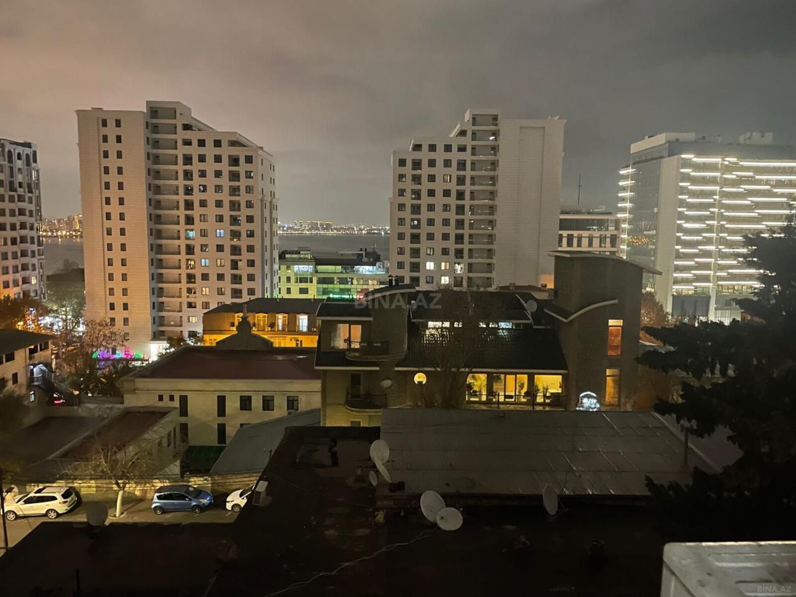 3 otaqlı köhnə tikili - Bayıl q. - 75 m² (1)