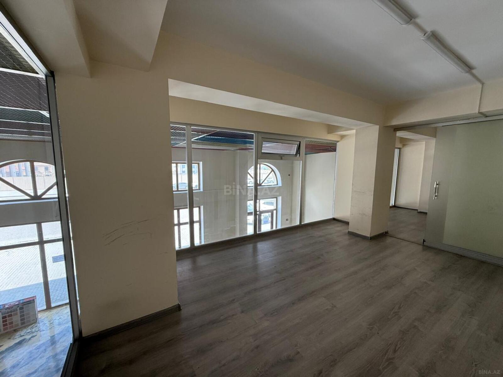 Obyekt - Ağ şəhər q. - 320 m² (5)