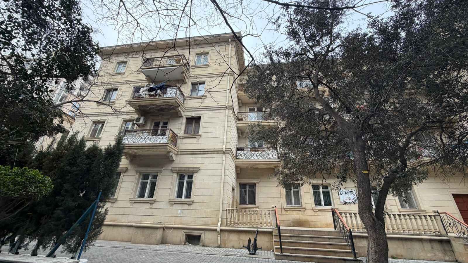 2 otaqlı köhnə tikili - Bayıl q. - 60 m² (2)