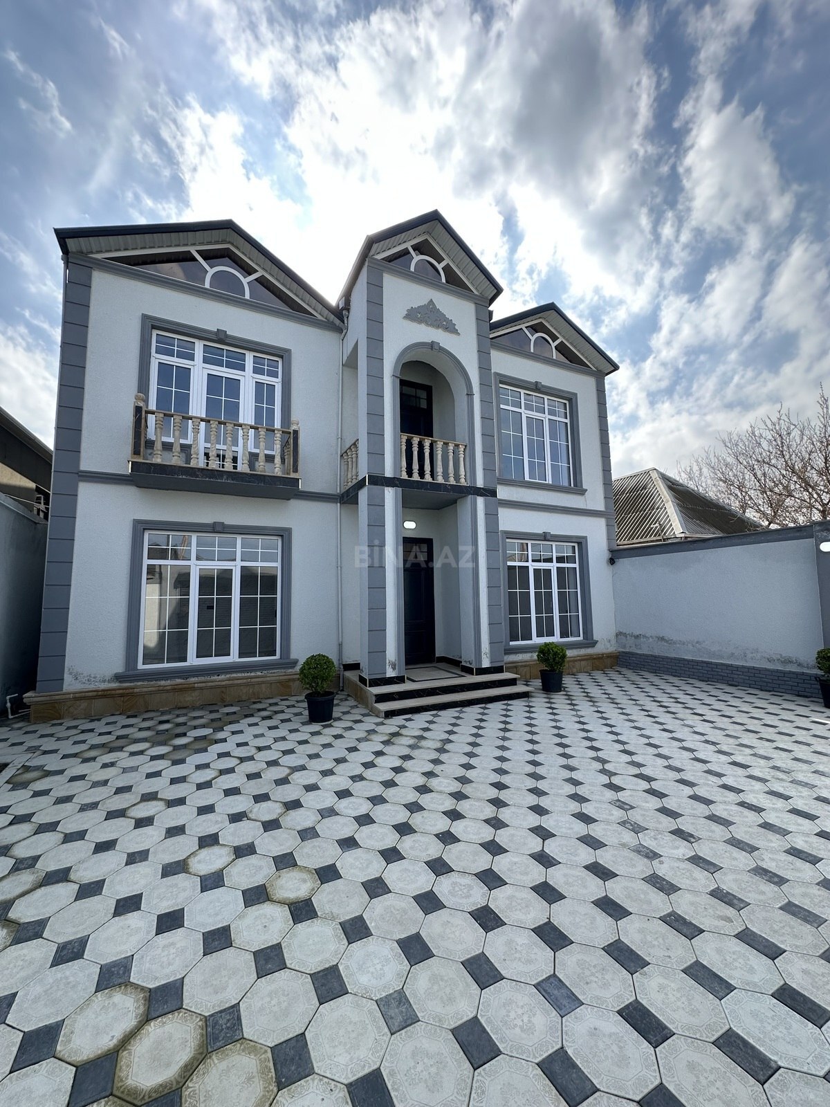 5 otaqlı həyət evi/bağ evi - Məmmədli q. - 200 m² (1)
