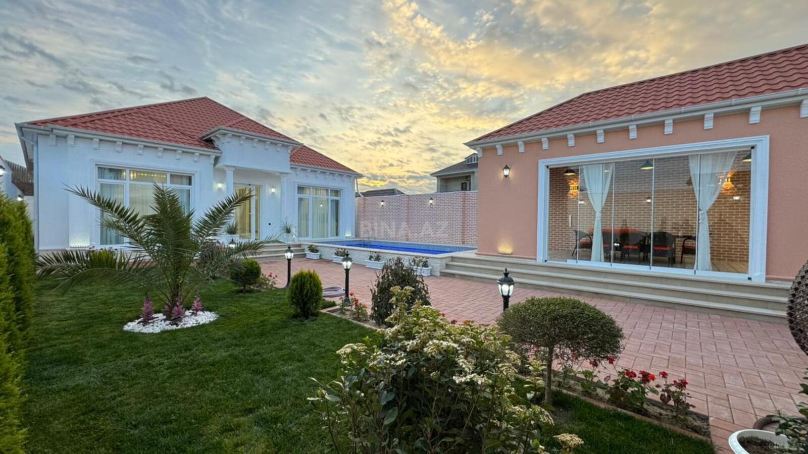5 otaqlı həyət evi/bağ evi - Mərdəkan q. - 210 m² (5)