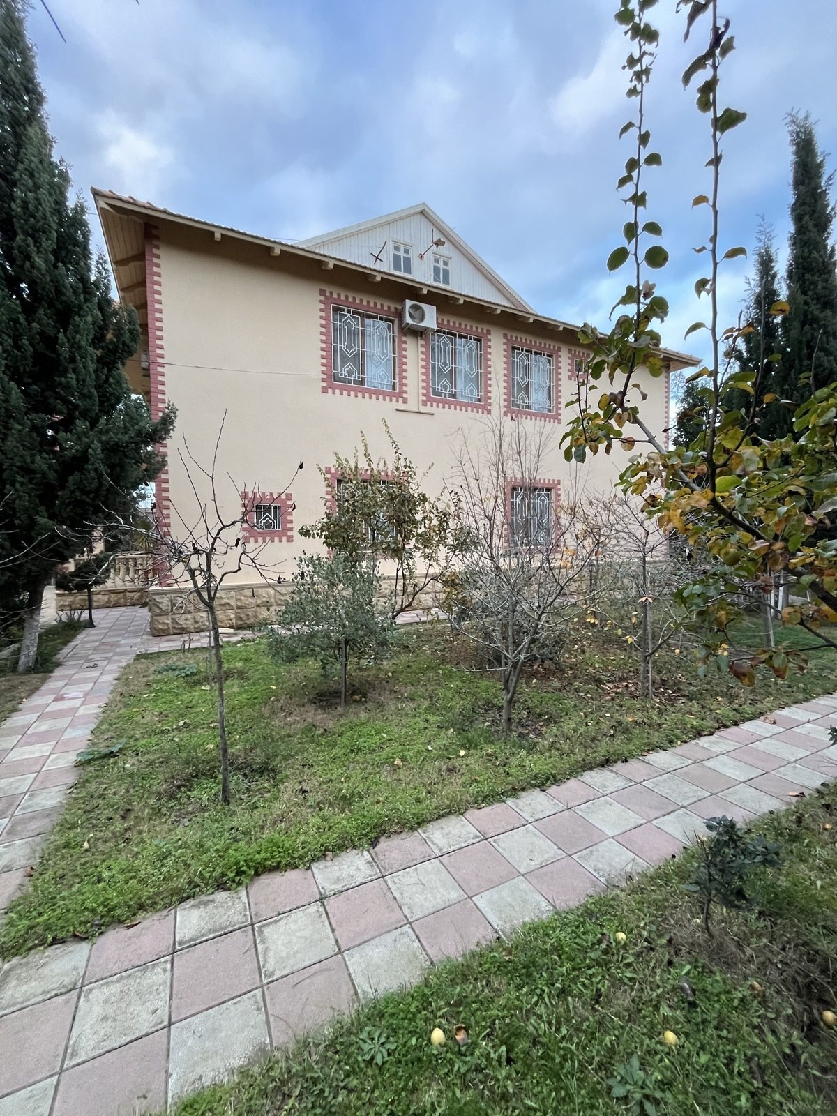 8 otaqlı həyət evi/bağ evi - Mərdəkan q. - 400 m² (13)