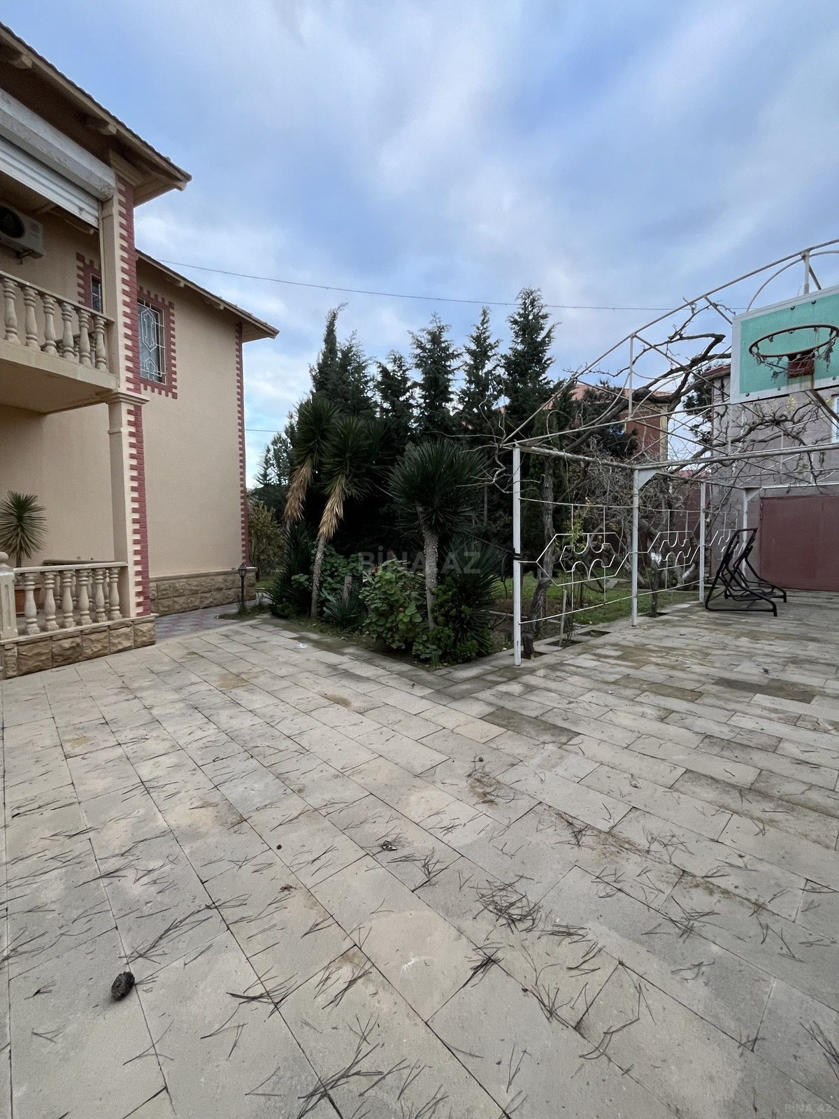 8 otaqlı həyət evi/bağ evi - Mərdəkan q. - 400 m² (3)