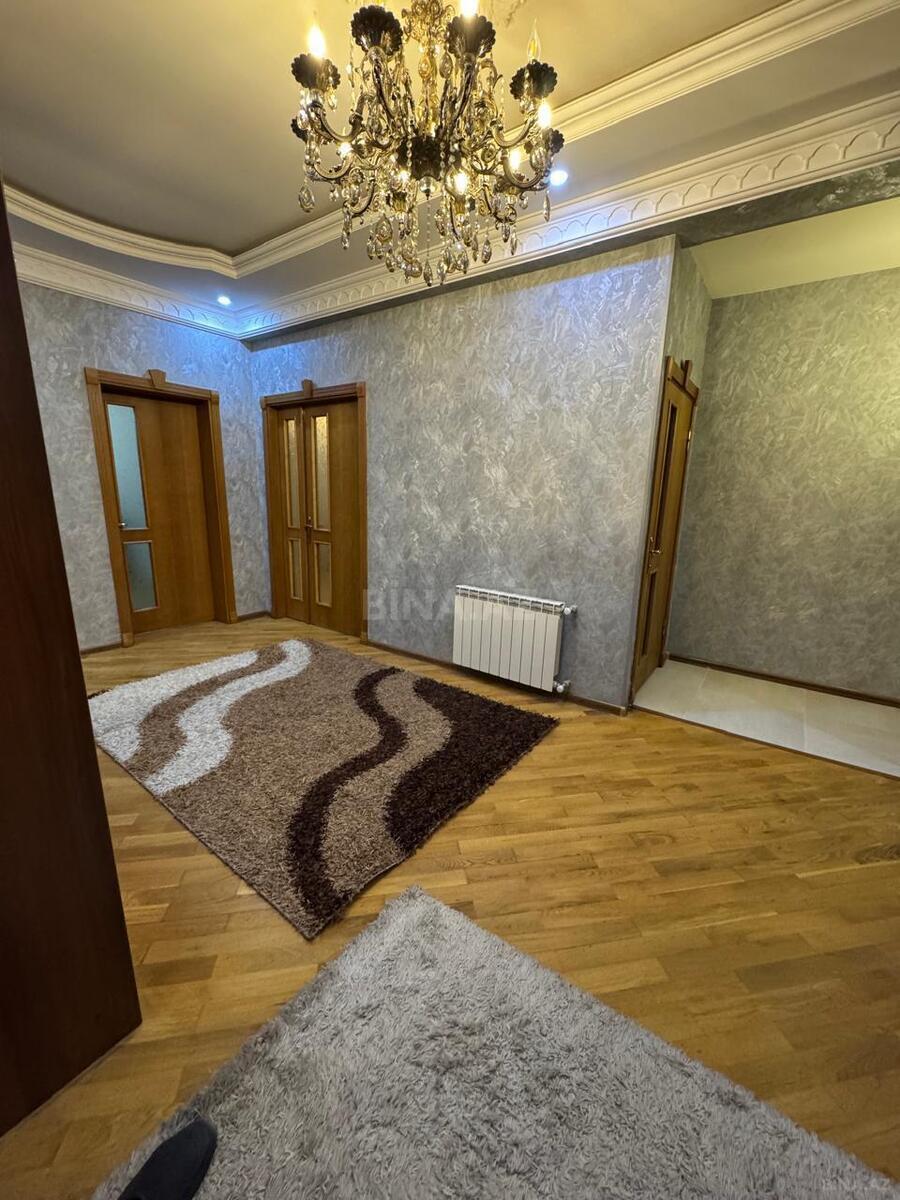 3 otaqlı yeni tikili - 8 Noyabr m. - 128 m² (2)