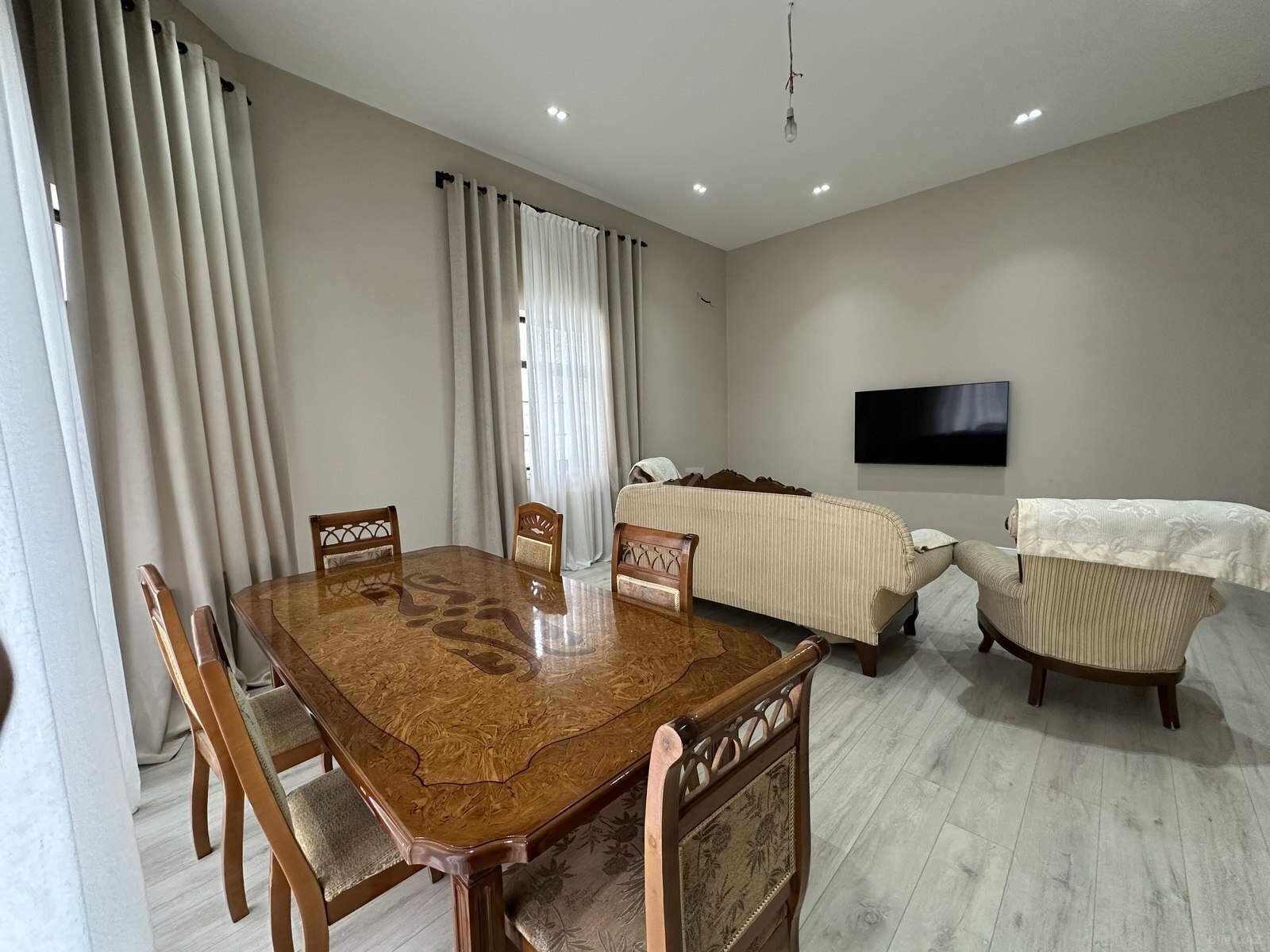 4 otaqlı həyət evi/bağ evi - Novxanı q. - 250 m² (12)