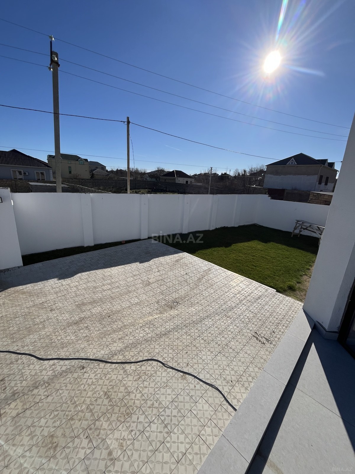 4 otaqlı həyət evi/bağ evi - Novxanı q. - 250 m² (3)