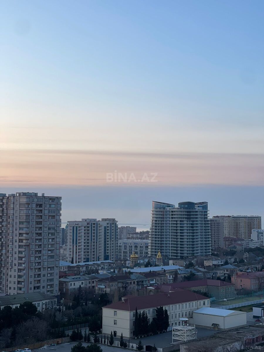 3 otaqlı yeni tikili - 8 Noyabr m. - 125 m² (2)