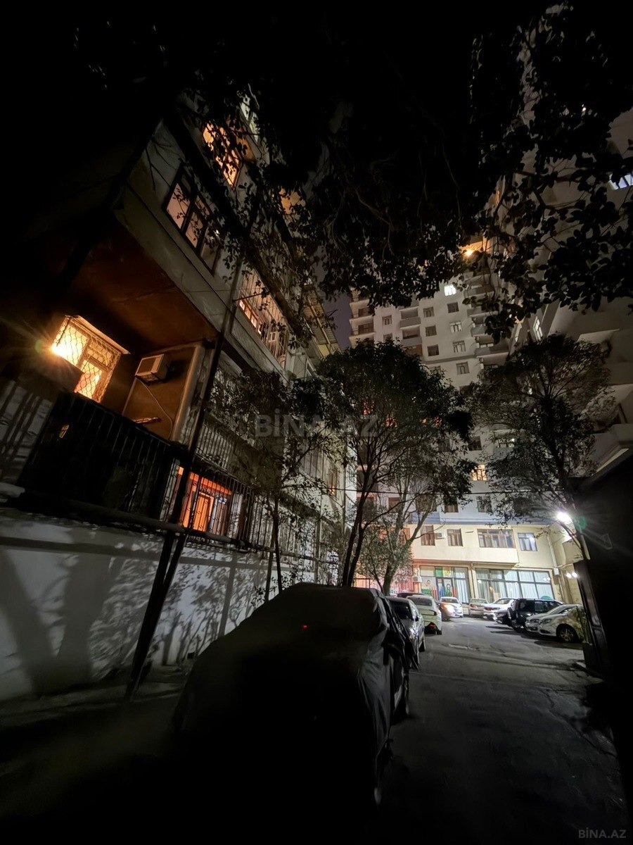 3 otaqlı köhnə tikili - İnşaatçılar m. - 80 m² (11)