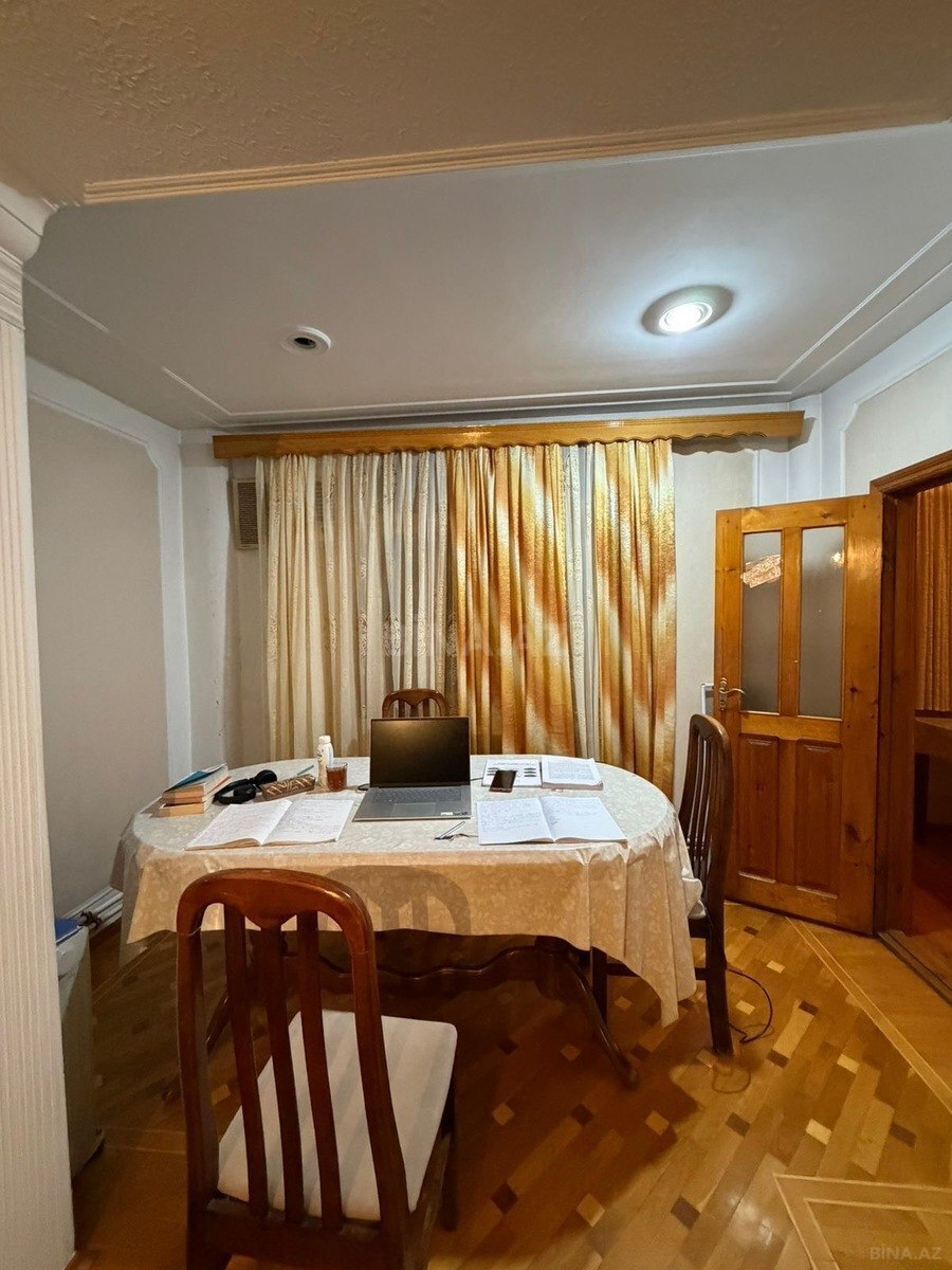 3 otaqlı köhnə tikili - İnşaatçılar m. - 80 m² (9)