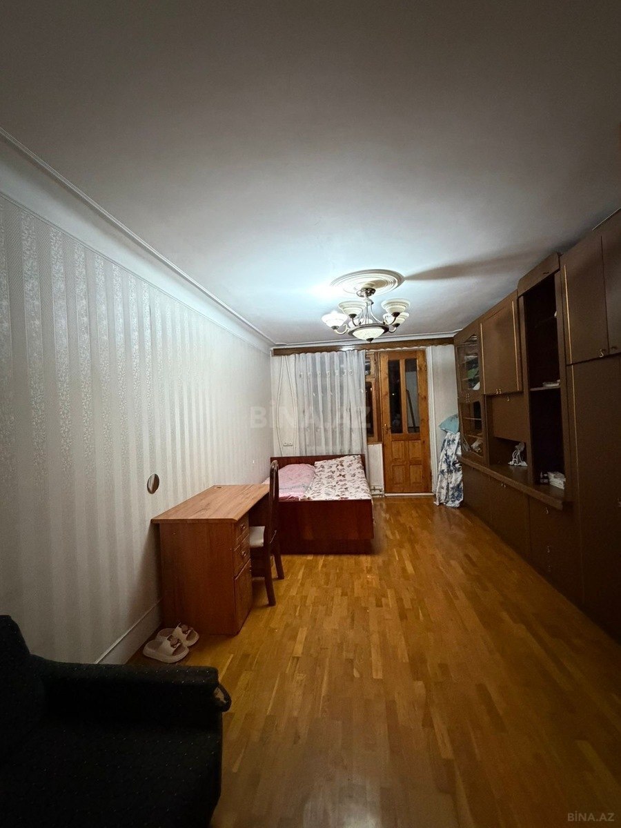3 otaqlı köhnə tikili - İnşaatçılar m. - 80 m² (3)