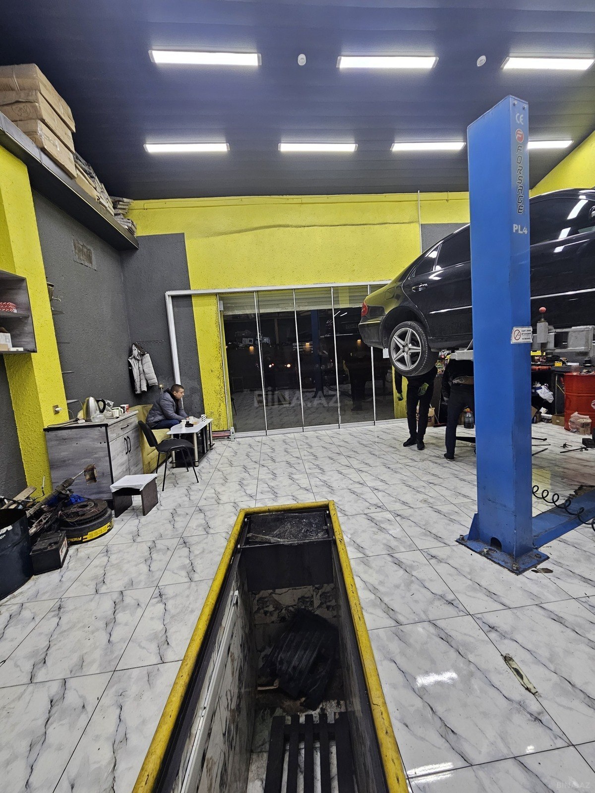 Obyekt - Ağ şəhər q. - 110 m² (3)