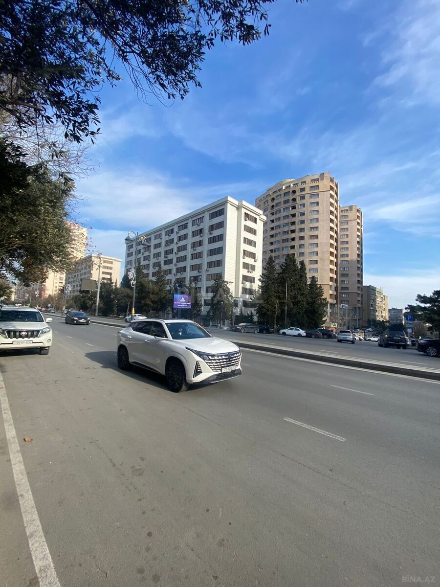 2-комн. вторичка - м. Иншаатчылар - 70 м² (1)