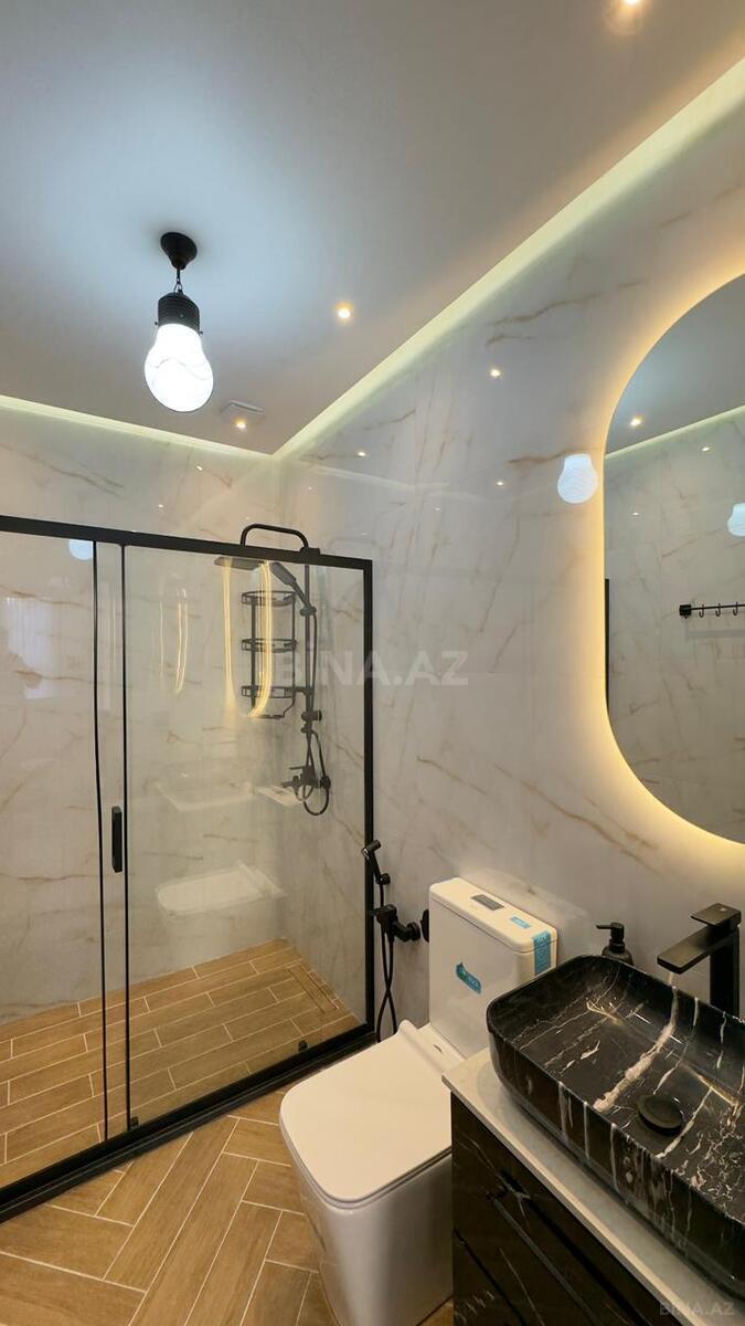 5 otaqlı həyət evi/bağ evi - Şüvəlan q. - 240 m² (23)