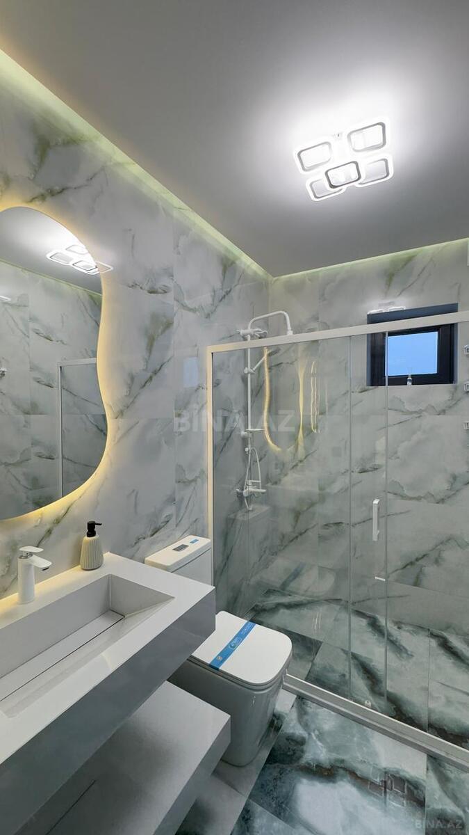 5 otaqlı həyət evi/bağ evi - Şüvəlan q. - 240 m² (24)