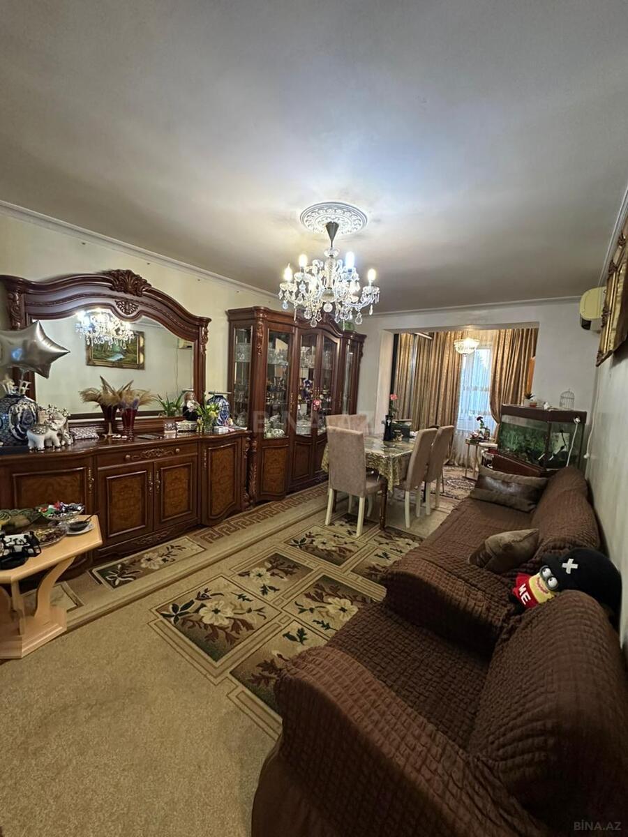 3 otaqlı köhnə tikili - İnşaatçılar m. - 68 m² (1)