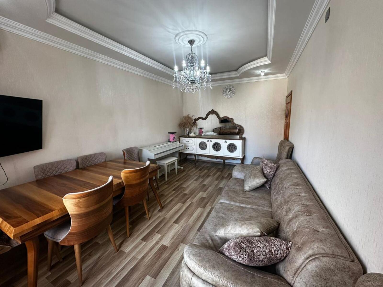 3 otaqlı köhnə tikili - Yeni Günəşli q. - 60 m² (1)