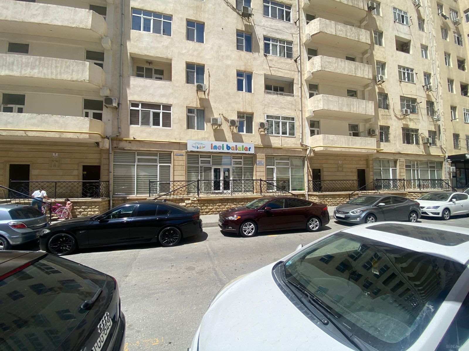 Obyekt - Memar Əcəmi m. - 737 m² (12)
