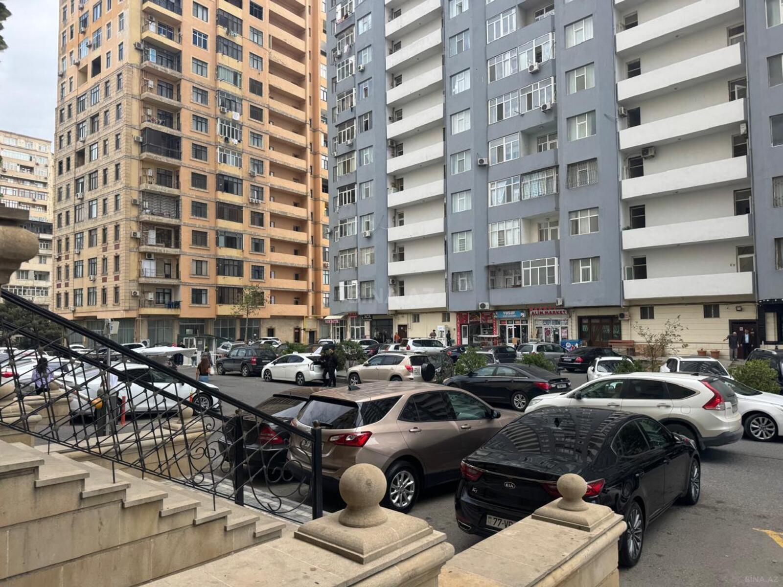 Obyekt - Memar Əcəmi m. - 737 m² (14)