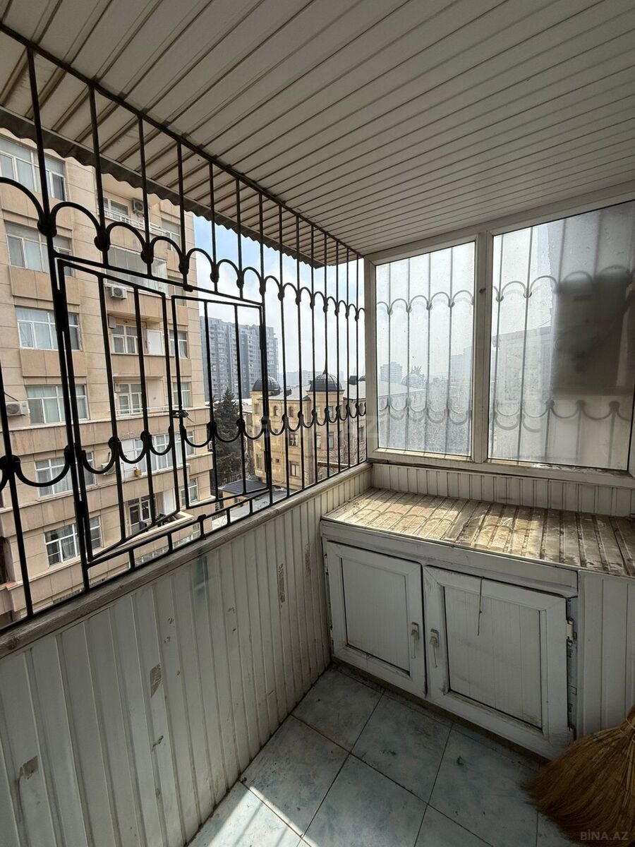 3 otaqlı köhnə tikili - İnşaatçılar m. - 65 m² (16)