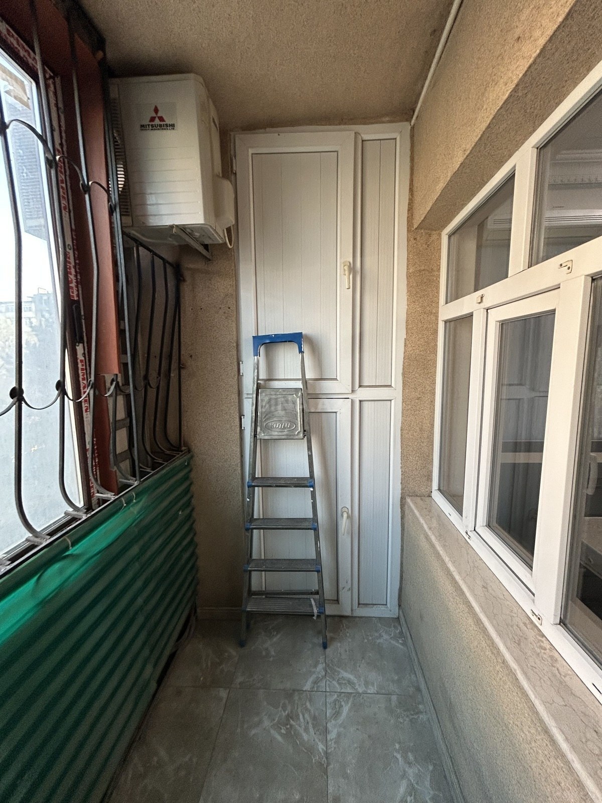 2 otaqlı köhnə tikili - Azadlıq Prospekti m. - 65 m² (15)