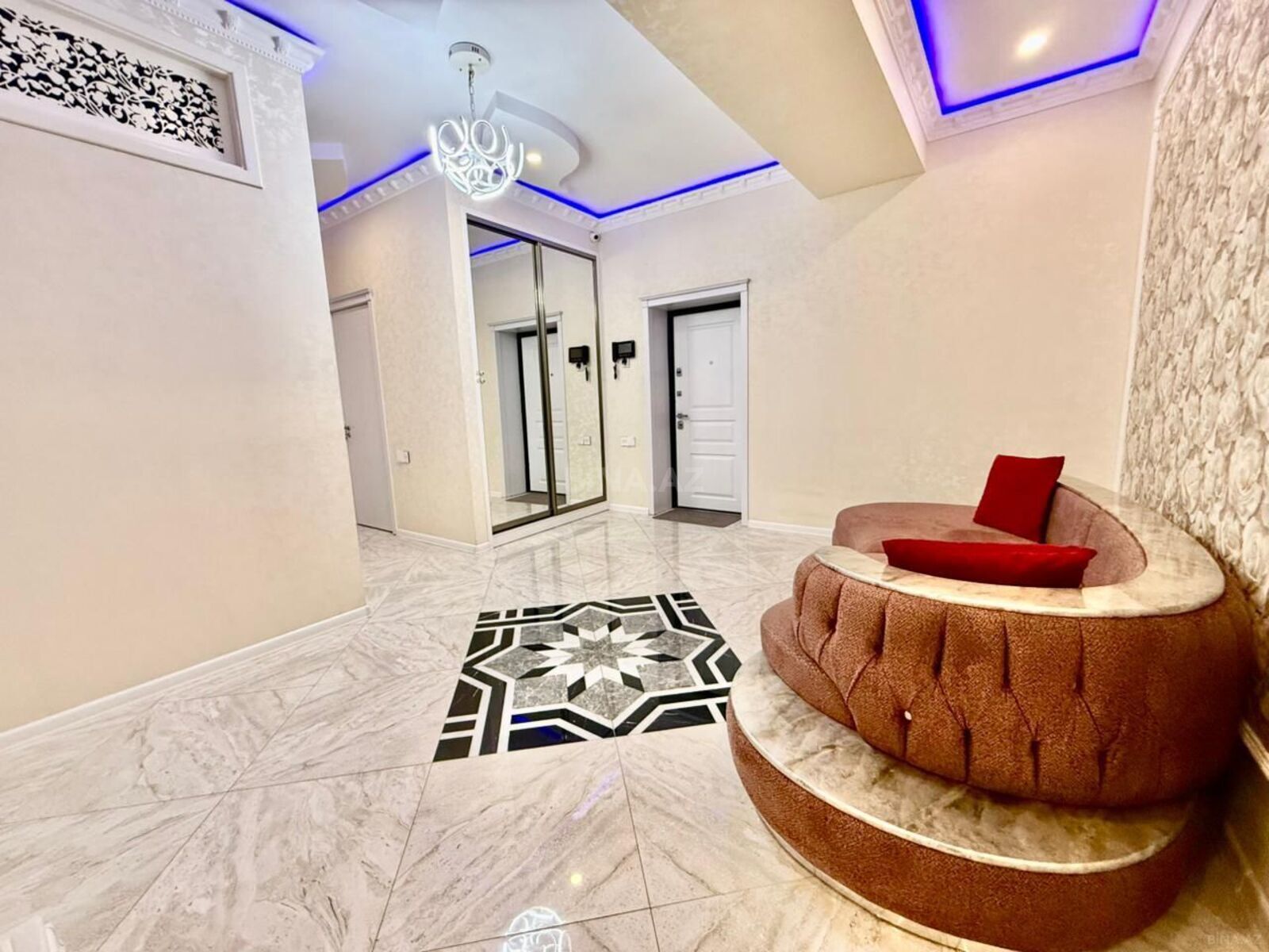 4-комн. новостройка - м. 20 января - 150 м² (2)