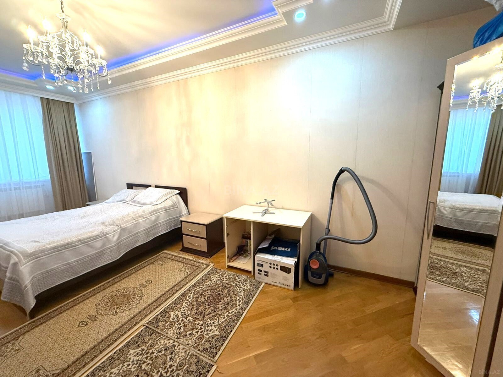 4-комн. новостройка - м. 28 мая - 150 м² (11)