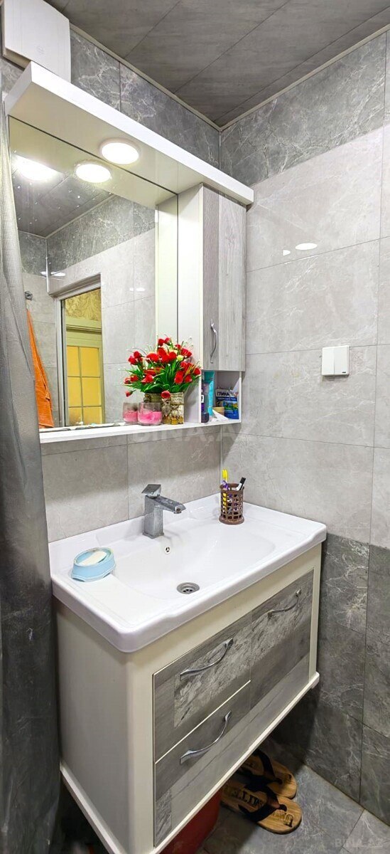 3-комн. вторичка - м. Ахмедлы - 70 м² (8)