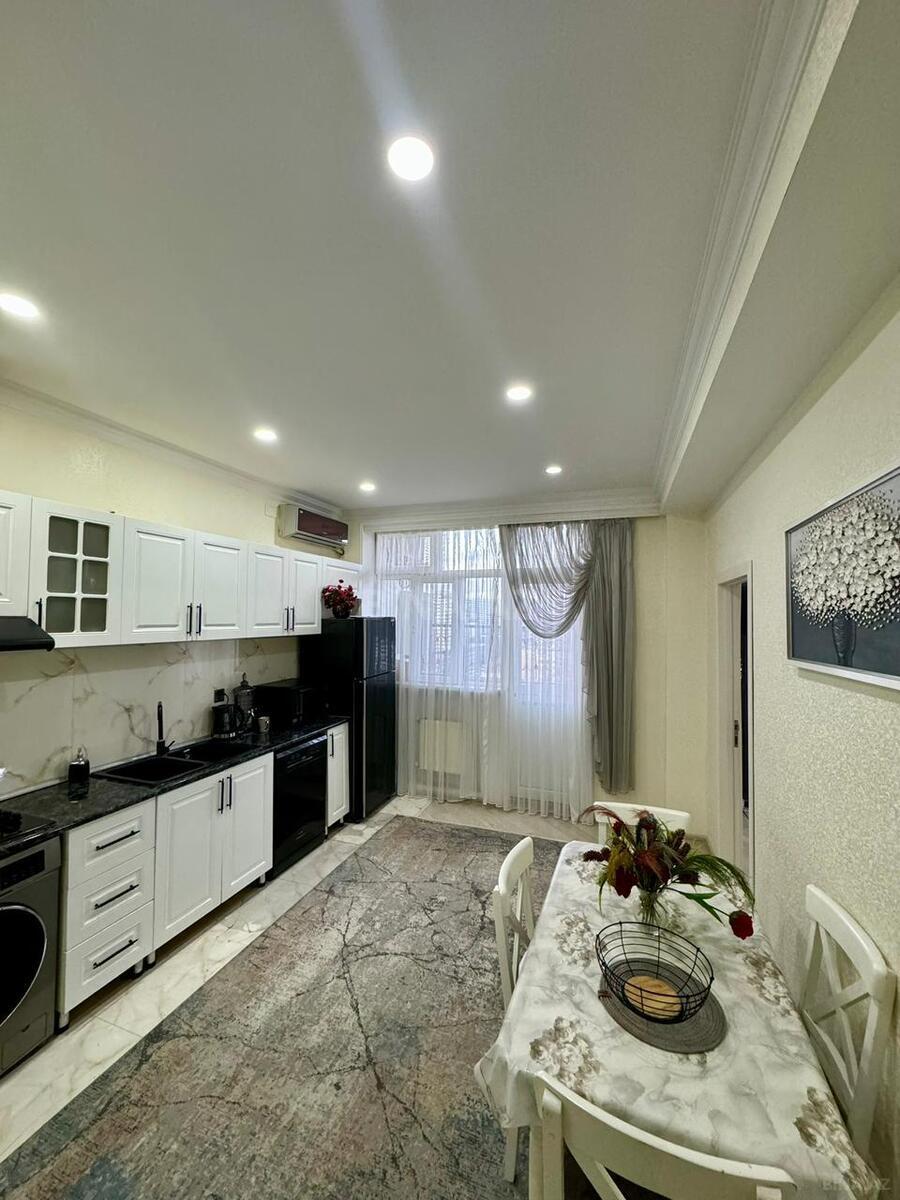 3-комн. новостройка - м. Ази Асланов - 105 м² (1)