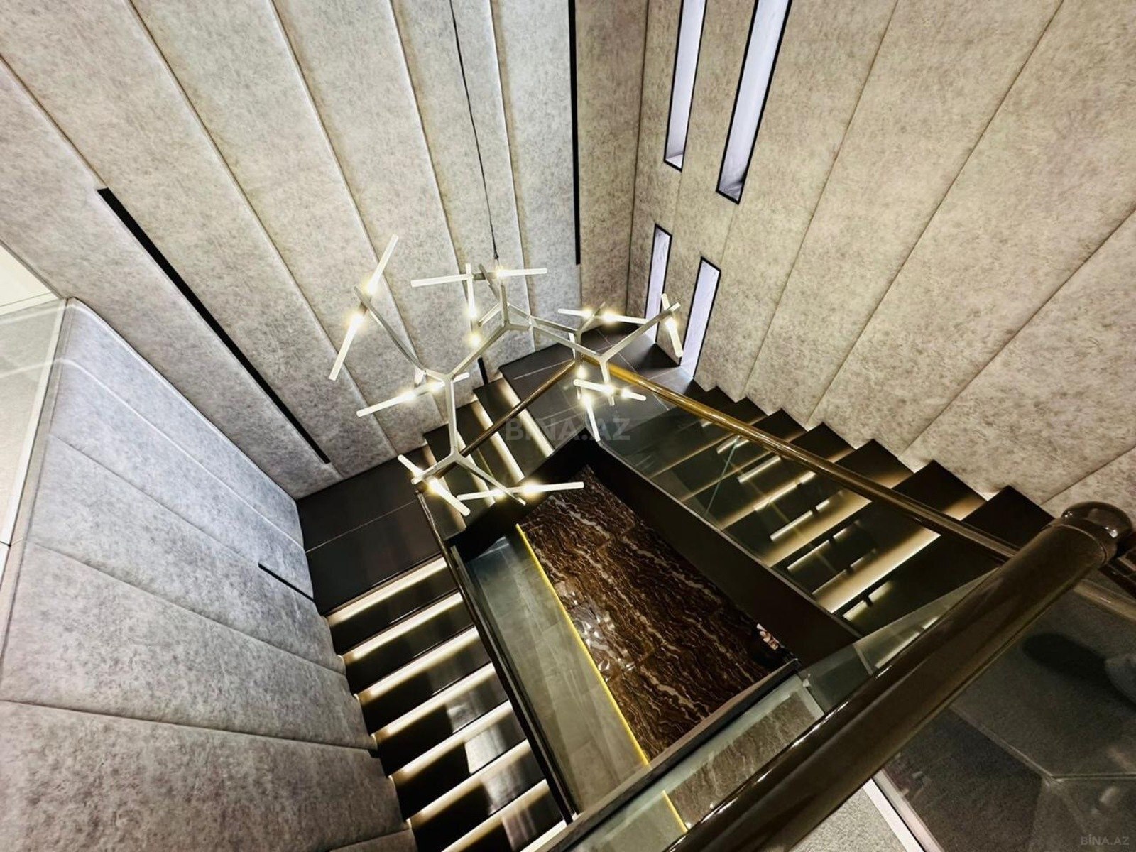 5-комн. дом/дача - пос. Бильгях - 500 м² (15)