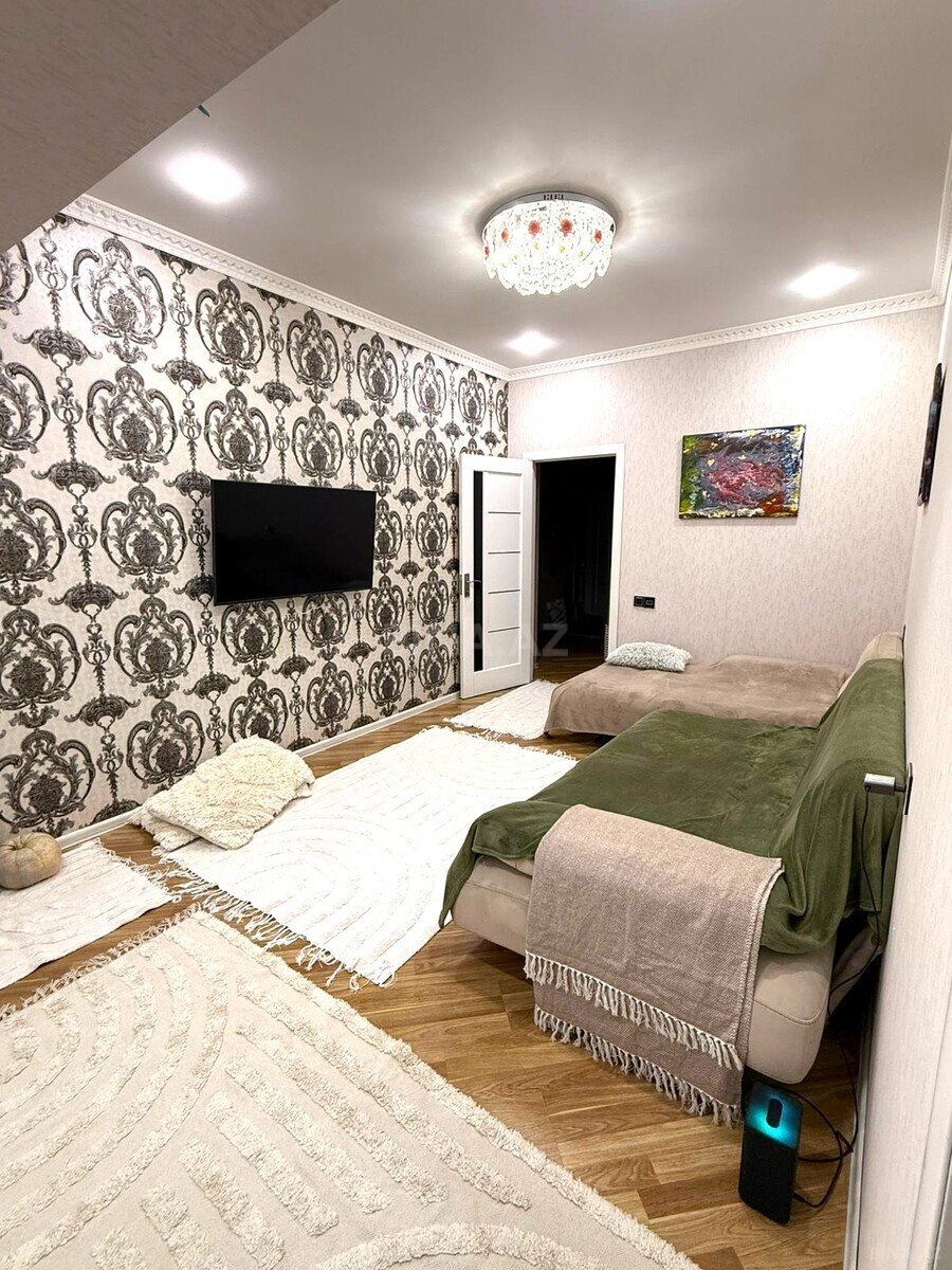 3-комн. новостройка - м. Ази Асланов - 80 м² (2)