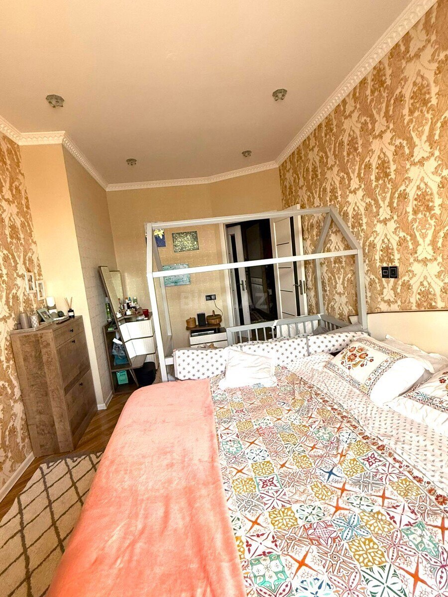 3-комн. новостройка - м. Ази Асланов - 80 м² (3)
